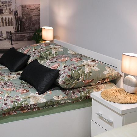 Old Town Wawel II Premium Apartments Krasków Εξωτερικό φωτογραφία